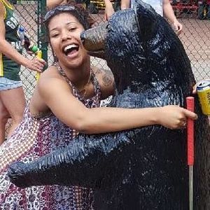 Meet your Posher, Linnzy